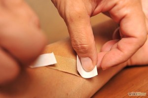 670px-Band-aid-Step-3